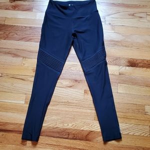 Mondetta black leggings